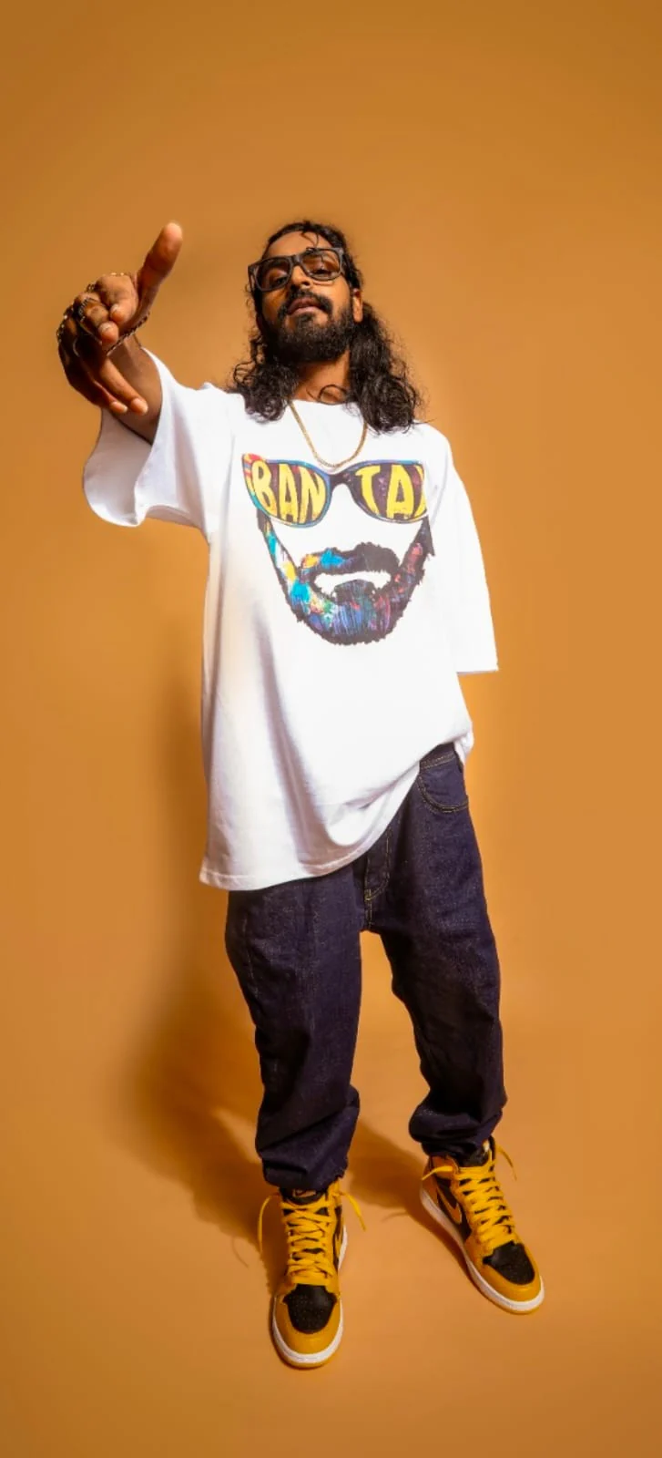 BANTAI VIBRANT WHITE T-SHIRT - Image 4