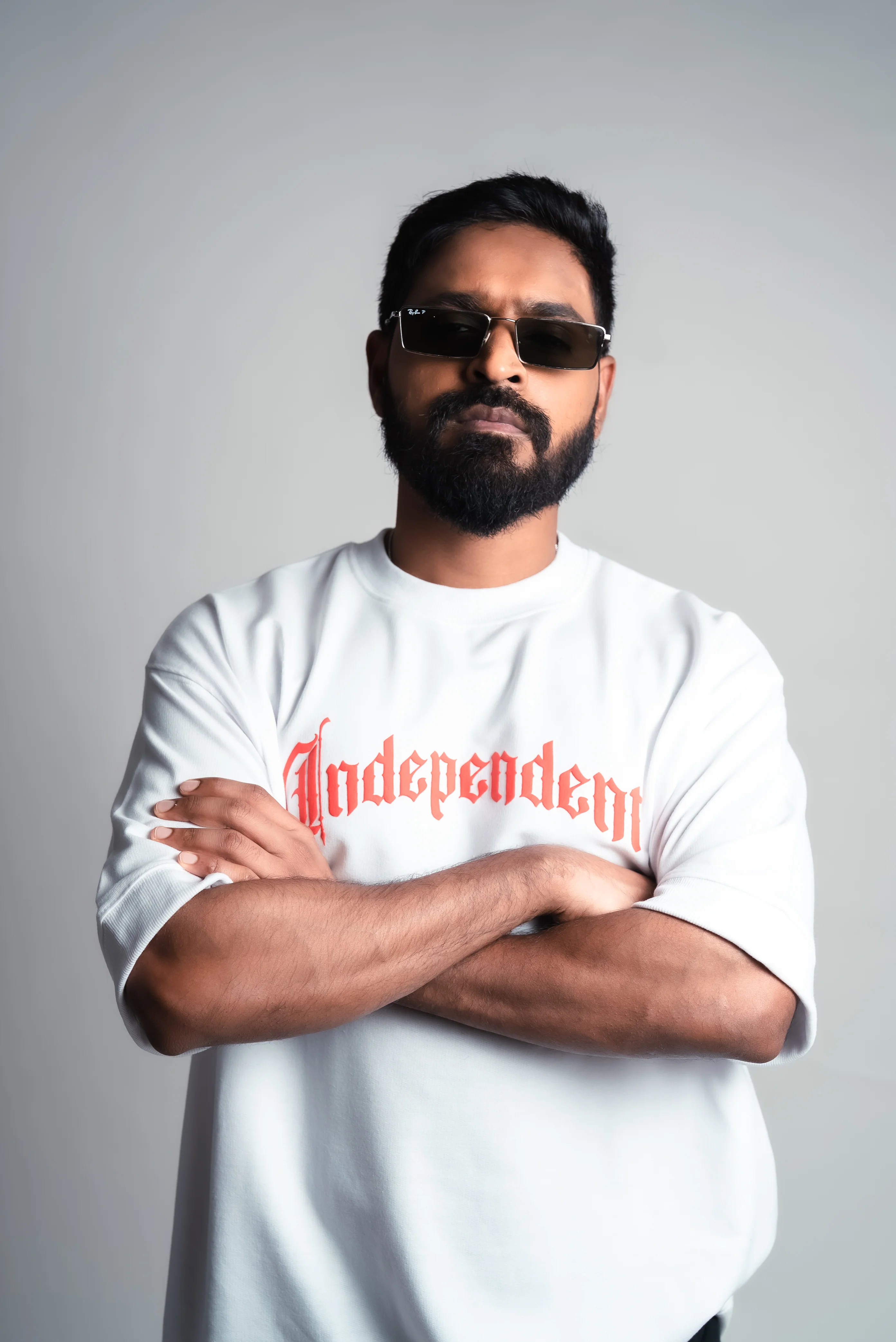INDEPENDENT WHITE ( oversized t shirt ) - Image 2